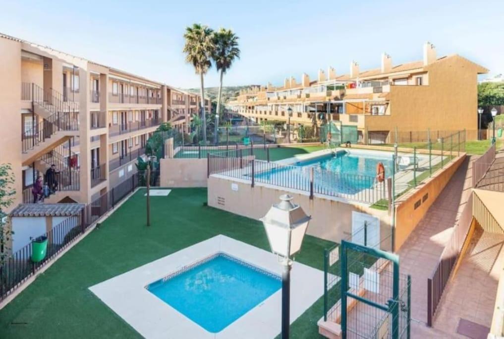 Atico Con Gran Terraza A 50 Metros De La Playa De Casares Apartment San Luis de Sabinillas Bagian luar foto